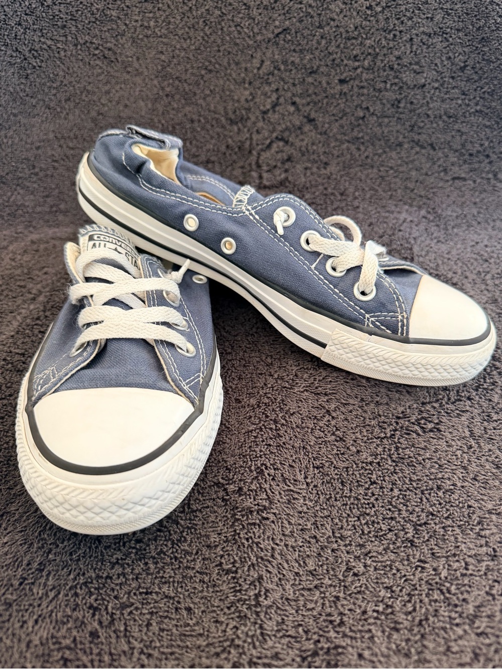 Converse Low-Top Shoreline Slip On Canvas Sneakers in Navy and White